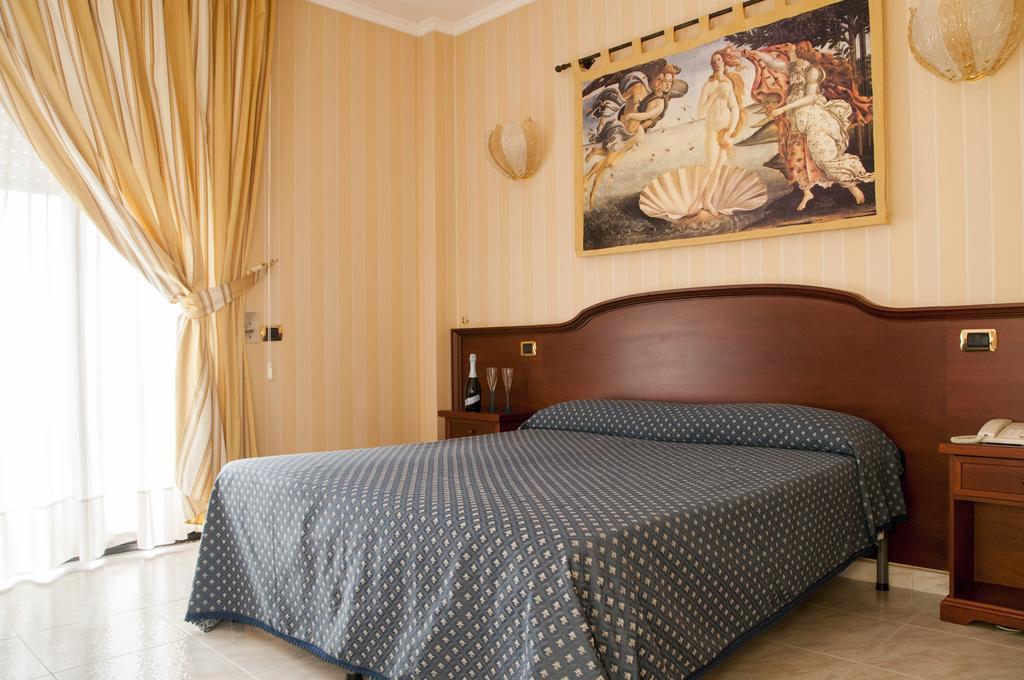 Hotel Kristall E Giardini Dell'eden