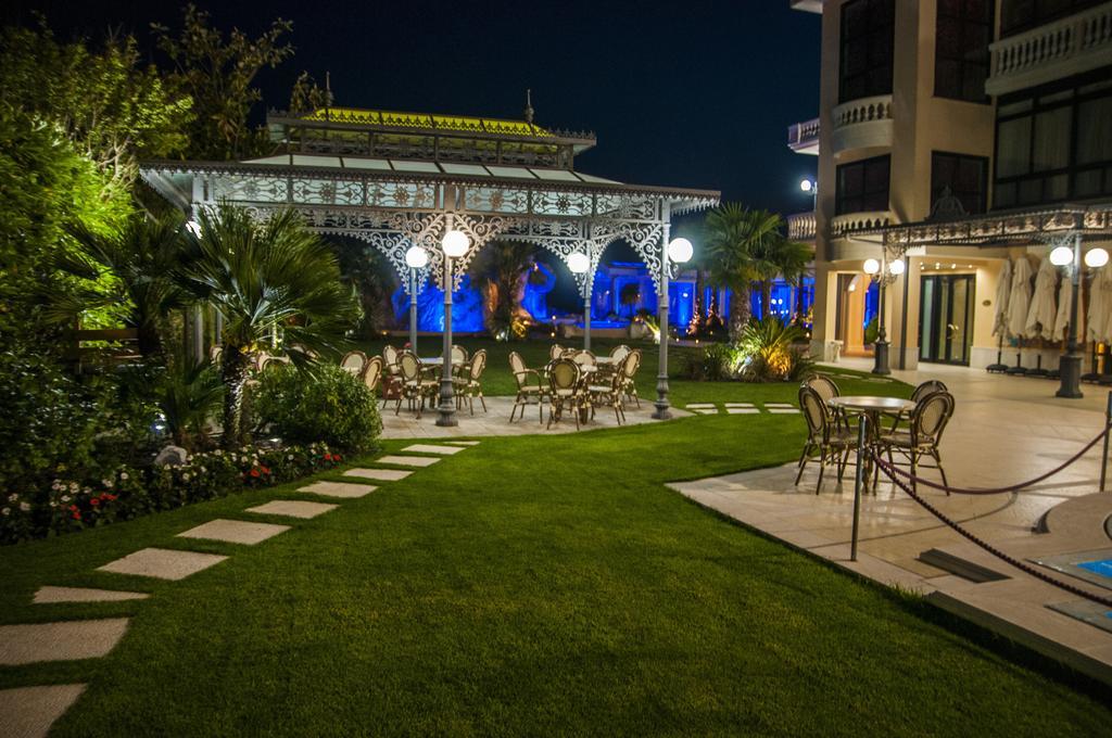 Kristall E Giardini Dell'eden Hotel 3*