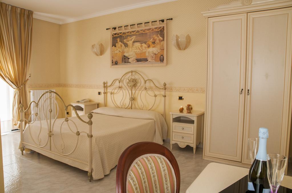 Hotel Kristall E Giardini Dell'eden Ariano Irpino